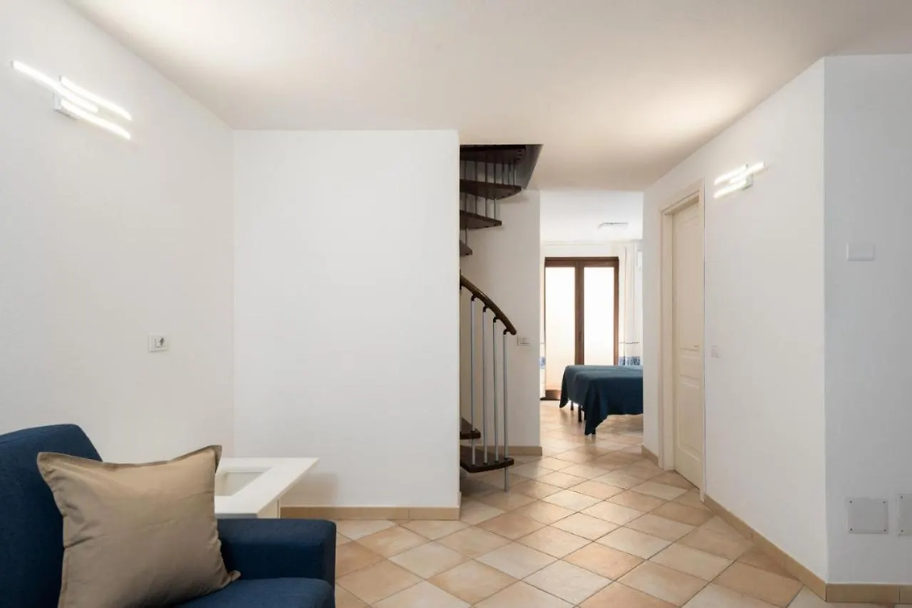 Myrsine Villa Murta Maria İtalya